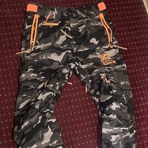 SuperDry Ski / Snow Pants - urban camo pattern
